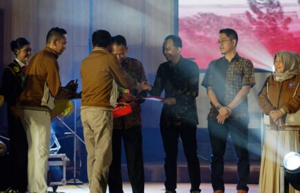 dosen-bio-berprestasi dosen-bio-berprestasi